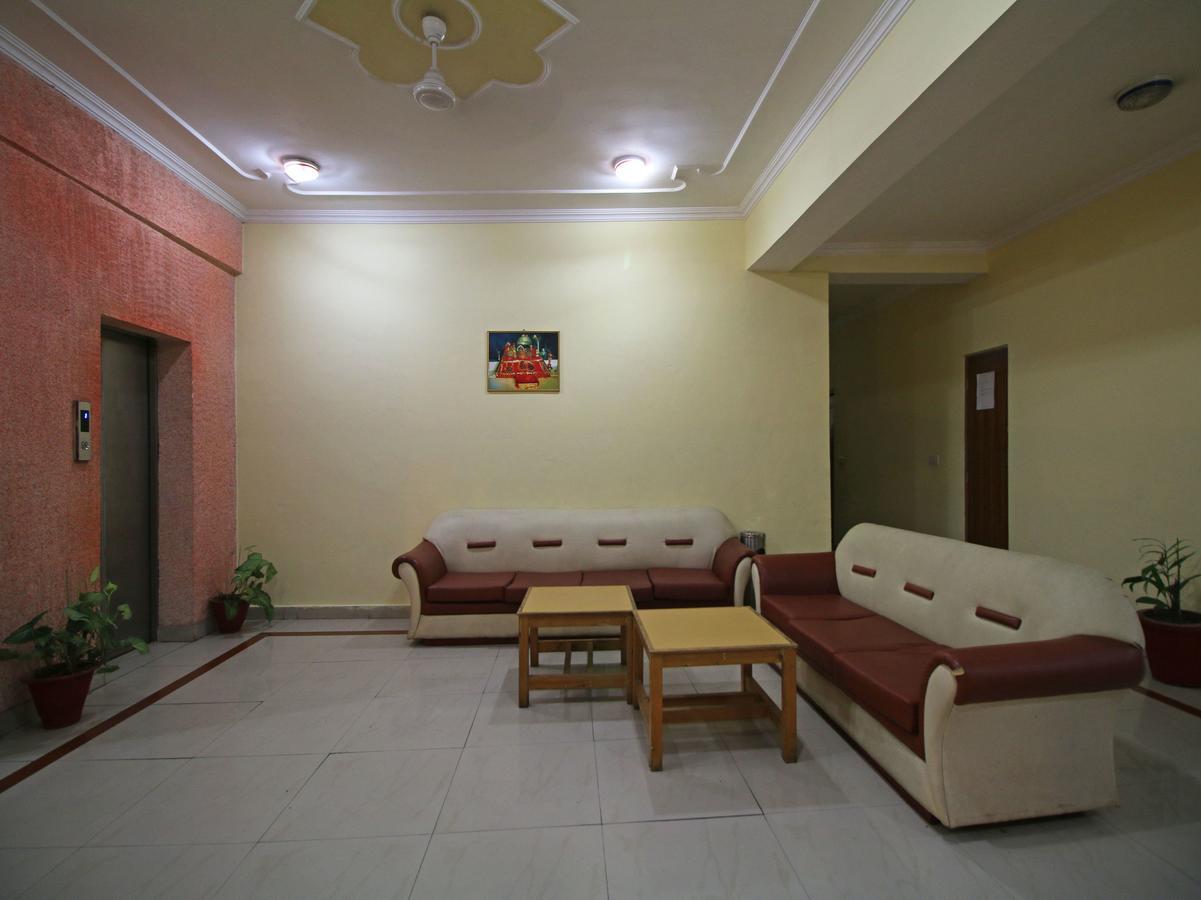 Hotel Oyo 5667 Katra Continental Exterior foto